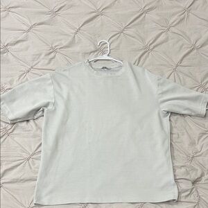 Uniqlo Airsim White Short Sleeve Tee